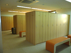 ロッカールーム